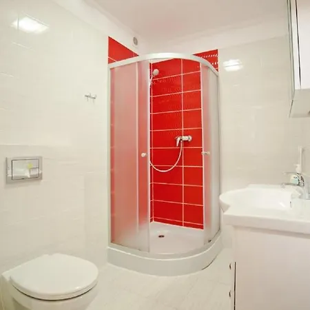 Wonder - Grey W Spokojnej Okolicy - Blisko Terenow Zielonych Apartman *